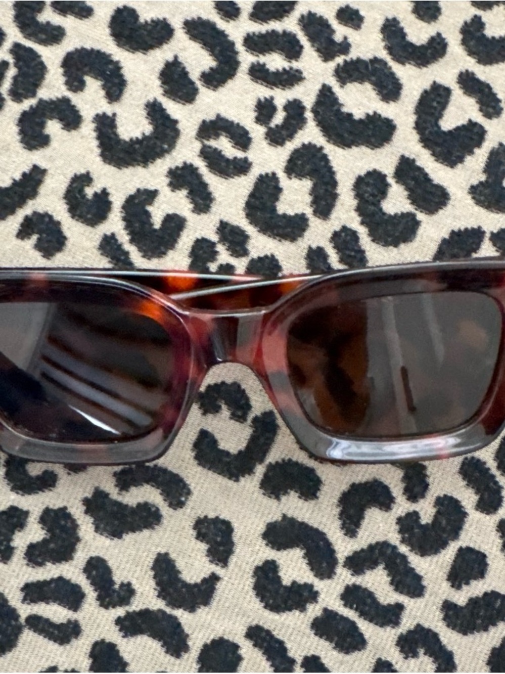 Tortoiseshell Rectangular Sunglasses with Brown Lenses